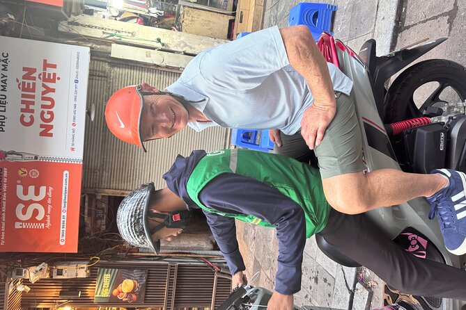 Layla HaNoi food tour - The Hanoi classics worth watching for
