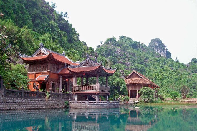 Luxury Bai Dinh - Trang An - Mua Cave with Buffet Lunch - Climbing Mua Mountain for the Tam Coc view
