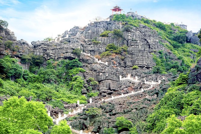 Luxury Hoa Lu Tam Coc Mua Cave 1 Day With Limousine Bus And Lunch - Climbing Mua Cave’s 500 stone steps