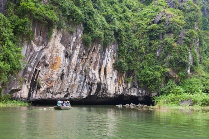 Luxury Hoa Lu Tam Coc Mua Cave 1 Day With Limousine Bus And Lunch - Is $52 good value?