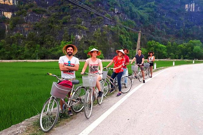 Luxury Hoa Lu - Trang An 1 Day Tour From Hanoi - By Limousine & Small Group - A Vietnamese buffet at 11:45 a.m.