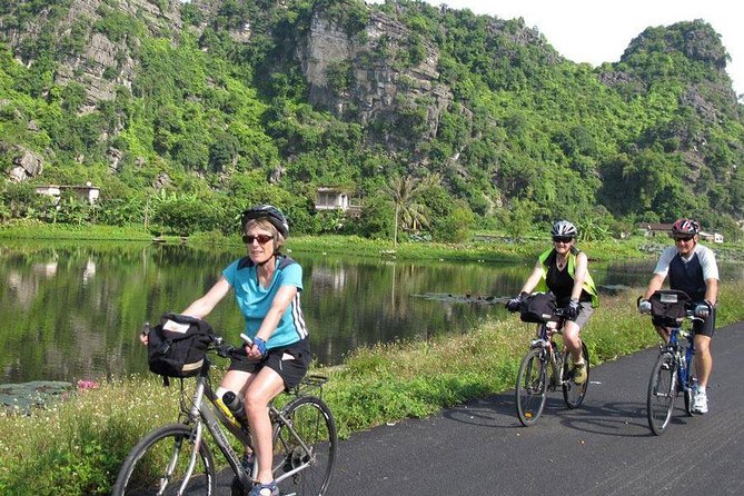 Luxury Hoa Lu - Trang An 1 Day Tour From Hanoi - By Limousine & Small Group - Who will enjoy this day most
