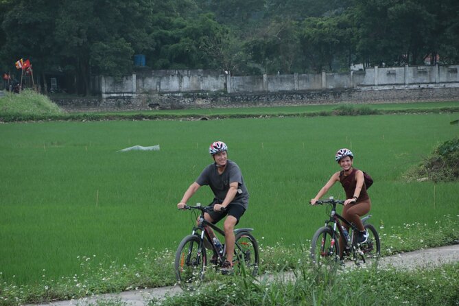 Luxury Ninh Binh Full Day Tour From Hanoi (Trang An - Hoa Lu) - Two hours on the water at Trang An