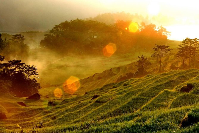 Mai Chau 2 days 1 night Pu Luong Adventure - Thung Khe Pass and the first view of Mai Chau