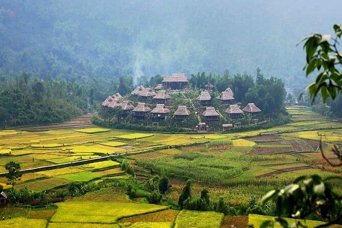 Mai Chau Day Tour from Hanoi – Bike & Ethnic Village Experience - Thung Khe Pass from 10:50 to 11:30 AM