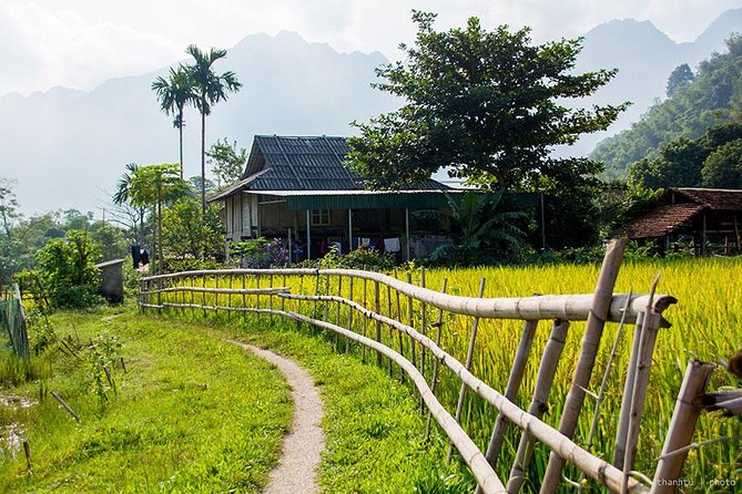 Mai Chau Nature and Village Private Day Tour - Thung Khe Pass: the useful 30-minute photo stop