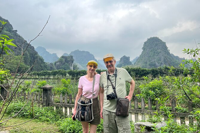 Majestic Ninh Binh Discovery: Mua Cave & Tam Coc private tour - Cycling through villages and rice fields