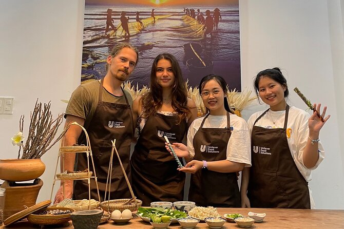 Market Tour & Cooking class in Ha Noi City - What the market lesson adds to the cooking class