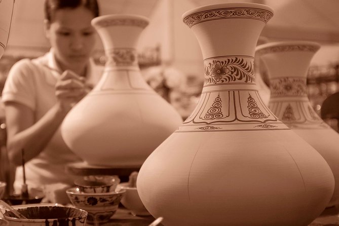 Mix Bat Trang Ceramic Village And Real Hanoi Scooter Tour - How the guides shape the day
