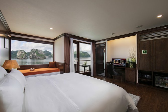 Mon Chéri Cruise 5 star: Unique 2 Days Tuan Chau - Halong bay - Lan Ha Bay - What your overnight stay adds
