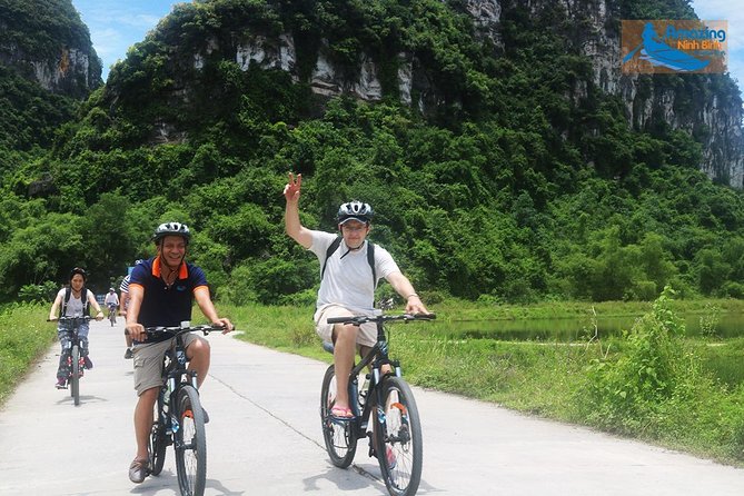 Mua Cave - Tam Coc - Bich Dong Day tour with transfer, local family & bike - Leaving Hanoi at 7:00 am