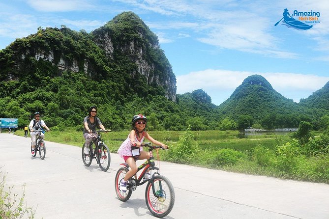 Mua Cave - Tam Coc - Bich Dong Day tour with transfer, local family & bike - Cycling the Countryside on a Sport Bike