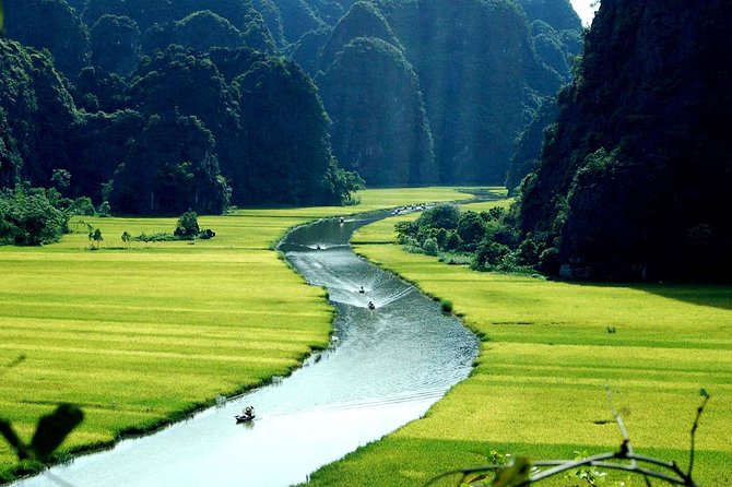 Mua Caves - Trang An - Hoa Lu Day Tours - Trang An Grottoes by boat