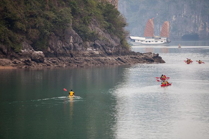 New Cruise Ha Long - CATAMARAN PREMIUM - 7:45 to 8:30 a.m. Pickup in Hanoi