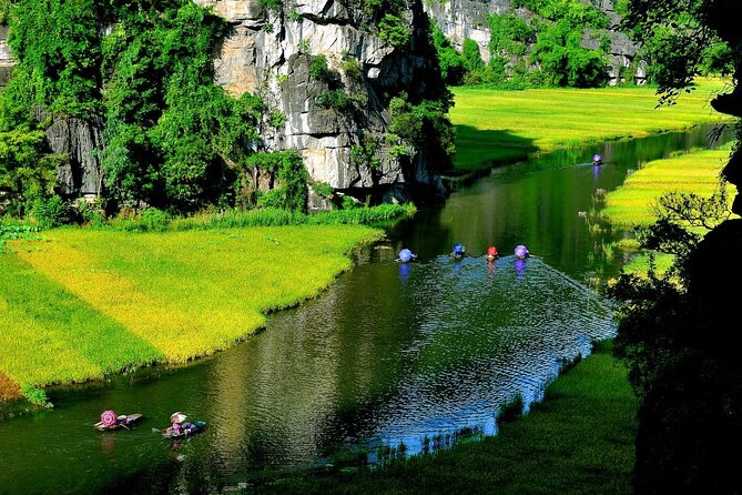 Ninh Binh 1 Day Tour(Tam Coc - Mua Cave - Bich Dong) - Cycling through villages and rice fields