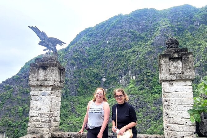 Ninh Binh 1 Day Tour(Tam Coc - Mua Cave - Bich Dong) - What the $89 price really covers