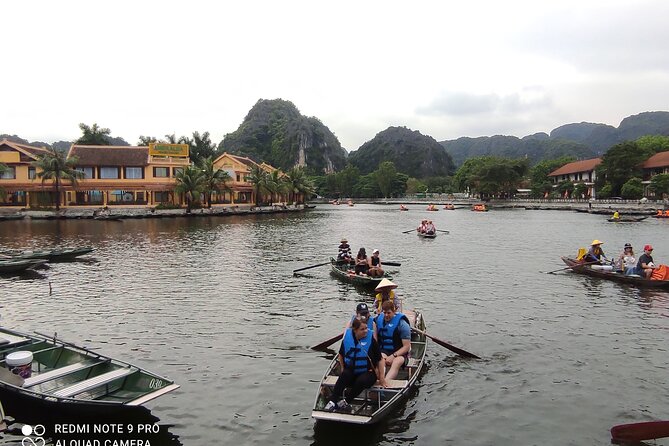 Ninh Binh 1 Day Tour(Tam Coc - Mua Cave - Bich Dong) - The early ride from Hanoi to Ninh Binh