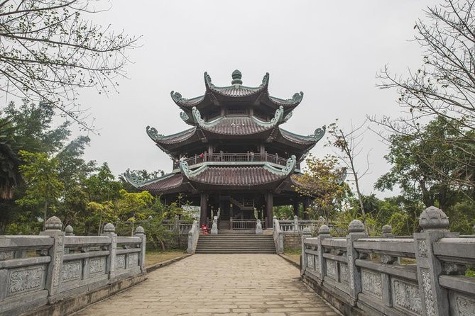 Ninh Binh 2 days 1 night in Homestay: Hoa Lu-Tam Coc- Bai Dinh-Trang An - A night at the Tam Coc homestay