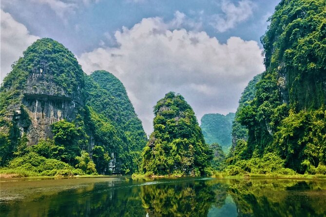 Ninh Binh 2 Days 1 Night Tour: Unique Itinerary - Tam Coc by local sampan