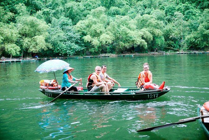 Ninh Binh - Bai Dinh - Trang An - Mua Cave Day Trip: Walking, Hiking, Boat trip - How the guide affects the day
