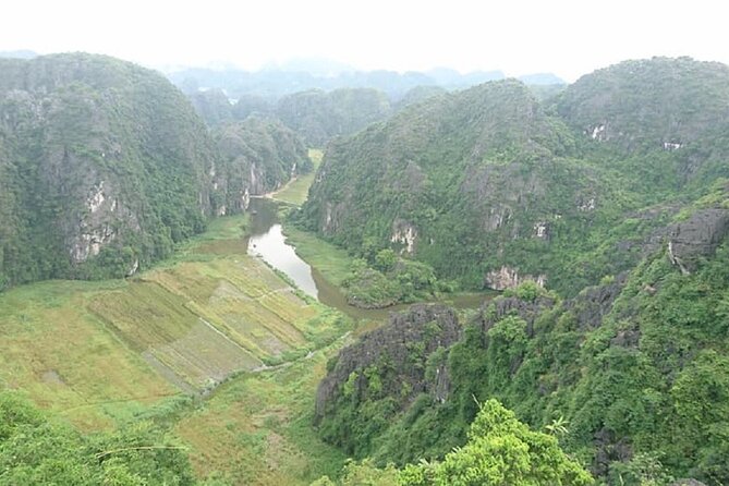 Ninh Binh Daily Tour All-Inclusive Bus, Guide, Lunch & Activities - Trang An’s longer cave journey