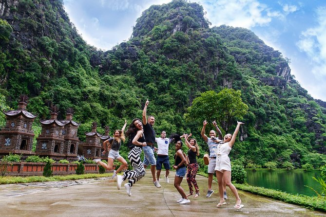 Ninh Binh Daily Tour: Hoa Lu- Am Tien Cave - Tam Coc- Bike - Bich Dong pagoda - Who should book this Ninh Binh tour