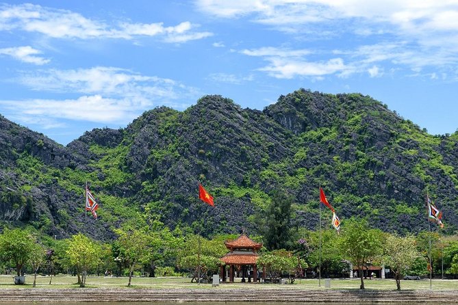 Ninh Binh Daily Tour: Hoa Lu -Mua Cave -Tam Coc- Bike-Swimming with Sunset Party - From Hanoi at 7:30 am to the Ninh Binh countryside