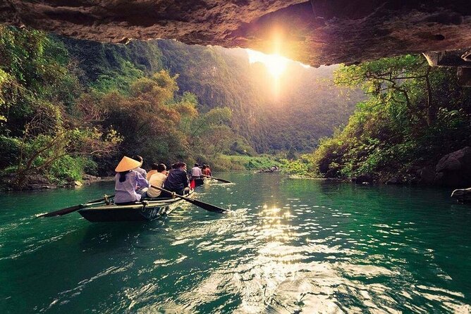 Ninh Binh Day Tour from Hanoi: Hoa Lu Trang An and Mua Caves - Hoa Lu temples and Vietnam’s early capital