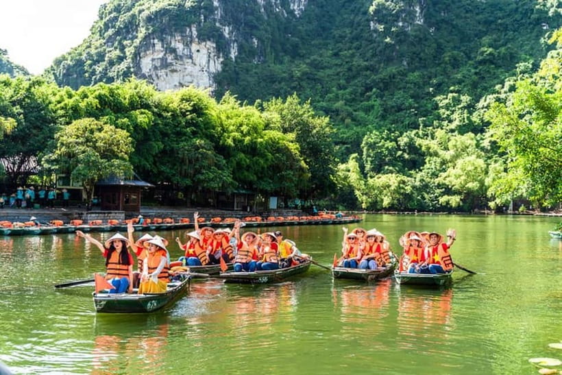 Ninh Binh Day Tour: Hoa Lu, Trang An Mua Cave, Boat Ride - Hoa Lu, Vietnam’s first capital