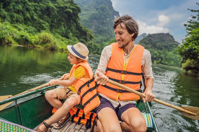 Ninh Binh Day Tour To Visit Hoa Lu - Trang An/Tam Coc - Mua Cave - Vietnamese buffet lunch, useful but not the main event
