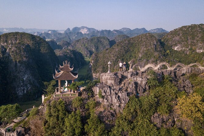Ninh Binh Full-Day Small Group of 9 Guided Tour from Hanoi - The morning climb at Mua Cave