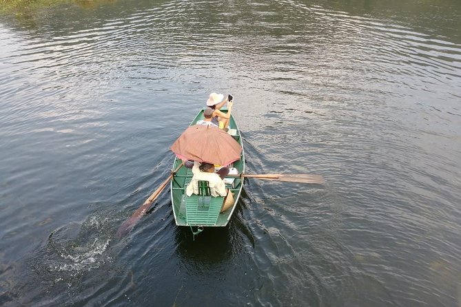 Ninh Binh Full Day Tour From Hanoi: Hoa Lu - Trang An - Mua Cave - Lunch near Trang An