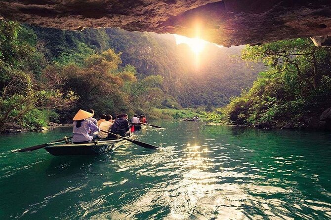 Ninh Binh Full Day Tour Group 8 (Trang An- Bich Dong- Mua cave) - What the $99 price includes