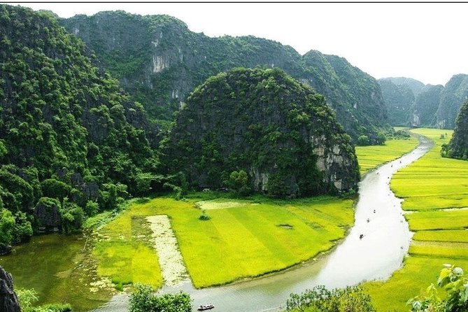 Ninh Binh - Hoa Lu - Mua Cave - Tam Coc 1 Day Tour - Guides, communication, and group size