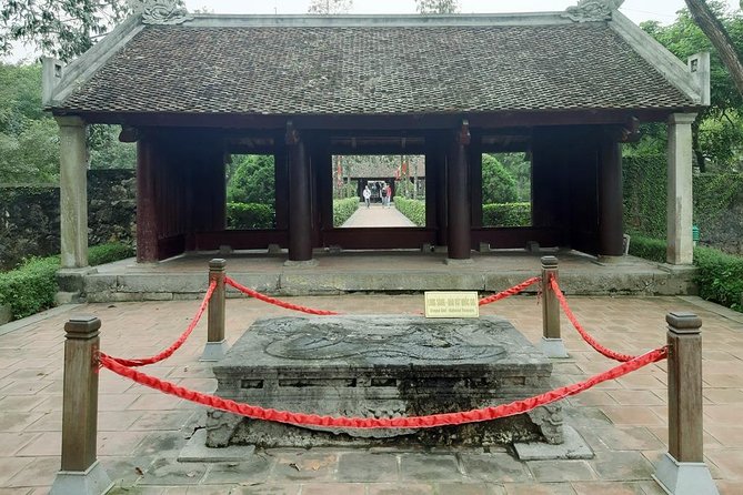 Ninh Binh - Hoa Lu - Tam Coc - Mua cave Day Trip: Hiking, boat trip, Bike, lunch - Hoa Lu and the temples of Vietnam’s early capital
