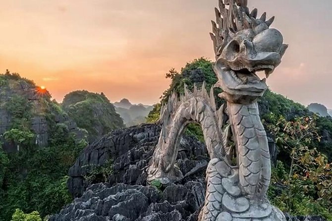 Ninh Binh-Hoa Lu-Tam Coc - Mua cave - Dragon Mountain Hiking 1 Day Tour - Lunch with goat meat and fried rice