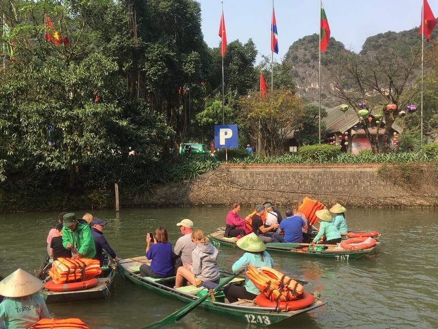 Ninh Binh : Hoa Lu, Trang An & Mua Cave 1 Day Trip - Bich Dong Pagoda at the end of the day