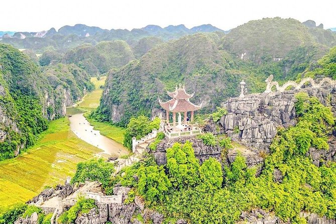 NINH BINH MEMORABLE DAY: Hoa Lu, Mua Cave, boat trip Tam Coc, Trang An optional - Trang An is the strongest boat option