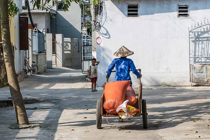 Ninh Binh Photo Explorer - 6 a.m. from Hanoi, then Tam Coc by boat