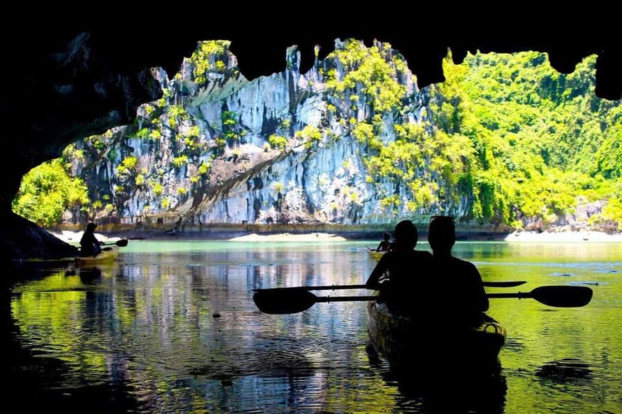 Ninh Binh Private: Hoa Lu & Tam Coc & Bich Dong & Mua Caves - Who should book this experience?