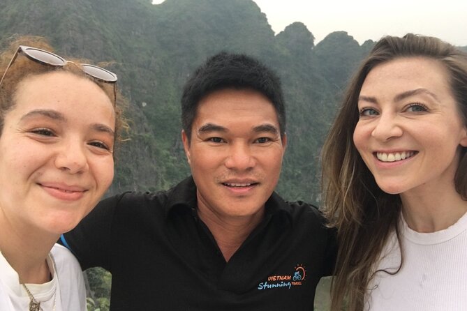 Ninh Binh Private Tour to Mua Cave Trang An Grottoes From Hanoi - Who should book this Ninh Binh tour?