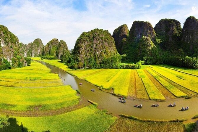 Ninh Binh Private VIP Tour - From Hanoi to the former capital at Hoa Lu