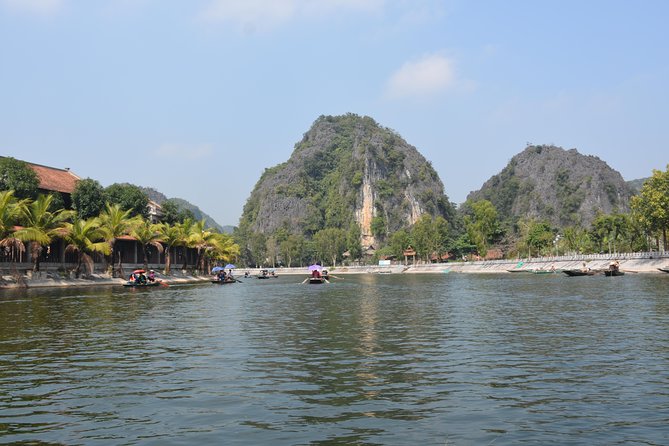 Ninh Binh Small Group 1 Day Tour: Hoa Lu, Tam Coc, and Mua Cave - Tam Coc by sampan, through three caves