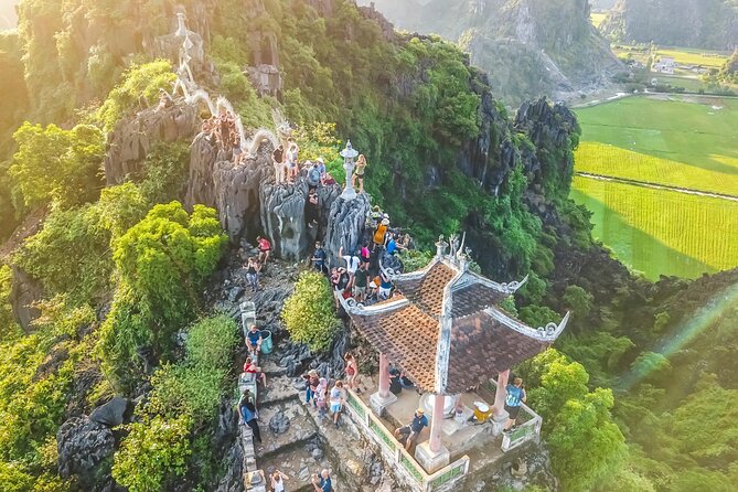 Ninh Binh Small Group 1 Day Tour: Hoa Lu, Tam Coc, and Mua Cave - Guide style and group size
