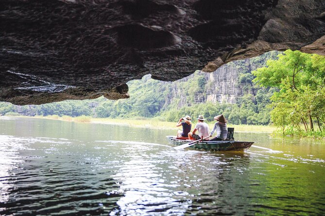 Ninh Binh Small Group Day Tour from Hanoi by Luxury DCAR - Vietnamese buffet lunch