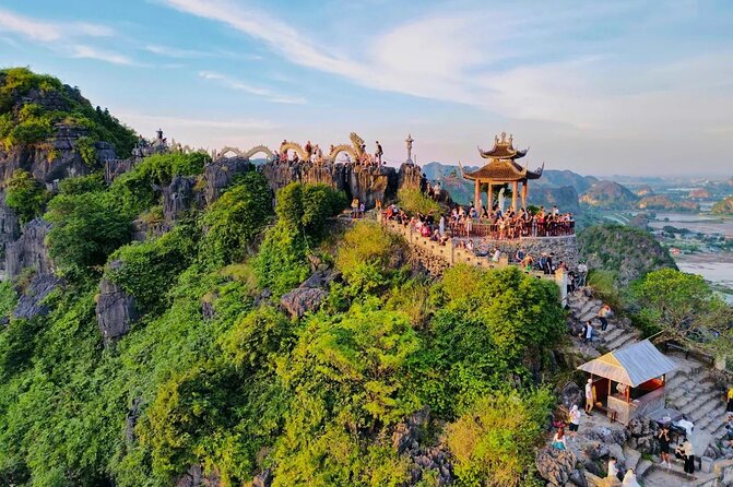 Ninh Binh Tour from Hanoi for 6-9 Pax/tour by DCar Limousine - Why Ninh Binh works as a one-day escape from Hanoi