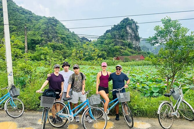 Ninh Binh Tour from Hanoi for 6-9 Pax/tour by DCar Limousine - Lunch, tickets, and the real value of the price
