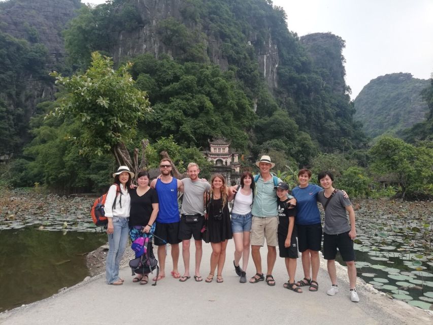 Ninh Binh Tour: Full-Day Hoa Lu and Tam Coc Boat Tour - Adding Mua Cave and its 500 steps