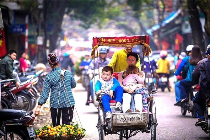 Ninh Binh Trang An Bai Dinh and Mua Cave Trip From Hanoi - Lunch and the midday change of pace