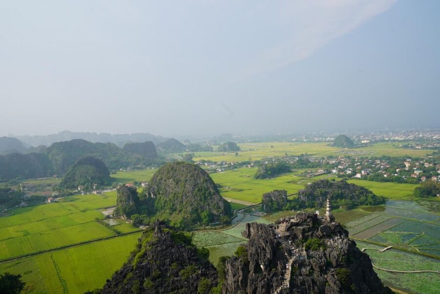 Ninh Binh Trip Visit Hoa Lu Capital -Tam Coc-Biking-Mua Cave - Lunch with Vietnamese and Western choices